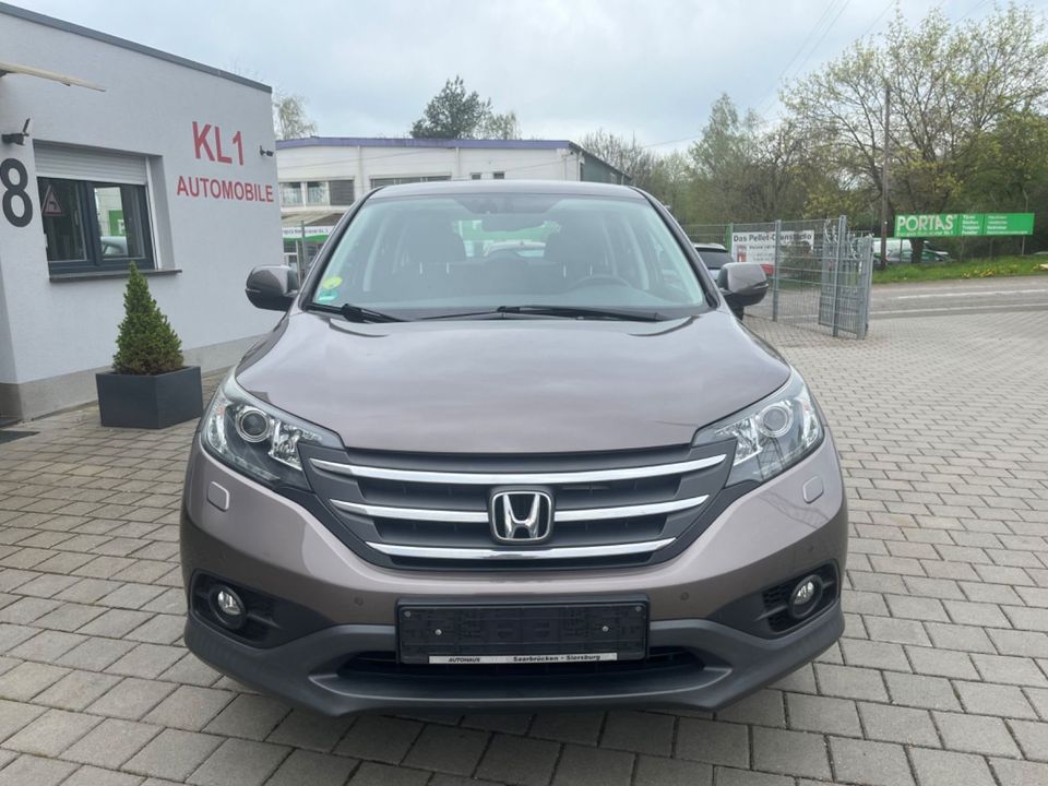 Honda CR-V Elegance Black Edition 4WD 1,Hand in Schwalbach