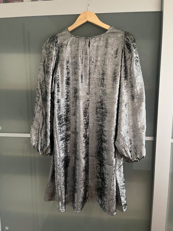 Minikleid Jake*s Studio Peek&Cloppenburg Gr.40 Metallic Silber in Poing