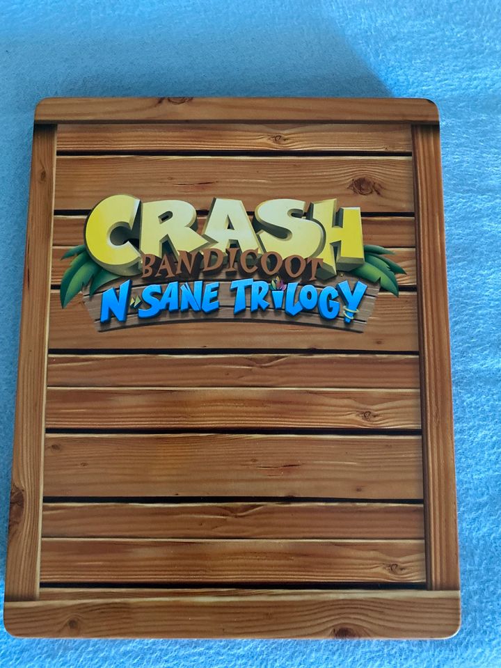 Crash Bandicoot Limitiertes Holz Case mit Steelbook 100 St ck Ps4