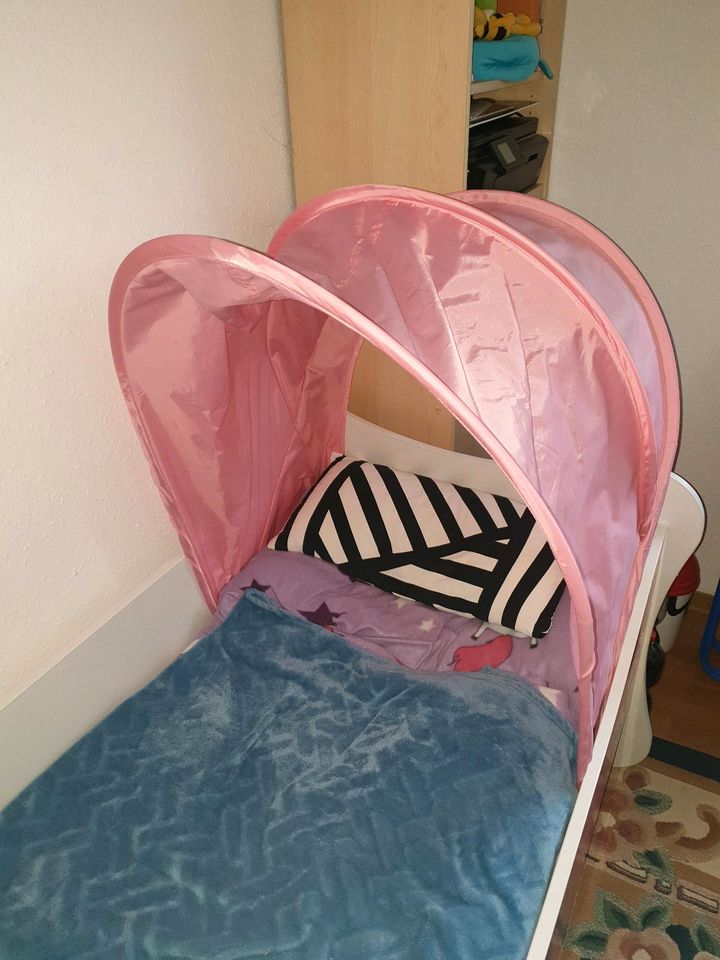 Kinderbett Mädchen Bett Unikat Spezialanfertigung Pink 1,60 m in Chemnitz