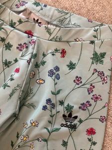 Adidas Blumen Hose kleinanzeigen