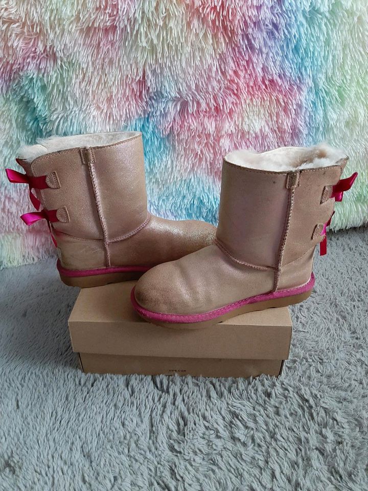 UGG Boots  Gr.35 in Jüchen