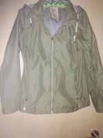 Neuwertige Damen Jacke mit Kapuze Softshell Gr. 42      50 Nordrhein-Westfalen - Siegen Vorschau