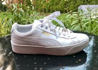 Tolle Puma Sneaker Turnschuhe Plateau Sohle weiß Gr. 38 Baden-Württemberg - Ludwigsburg Vorschau