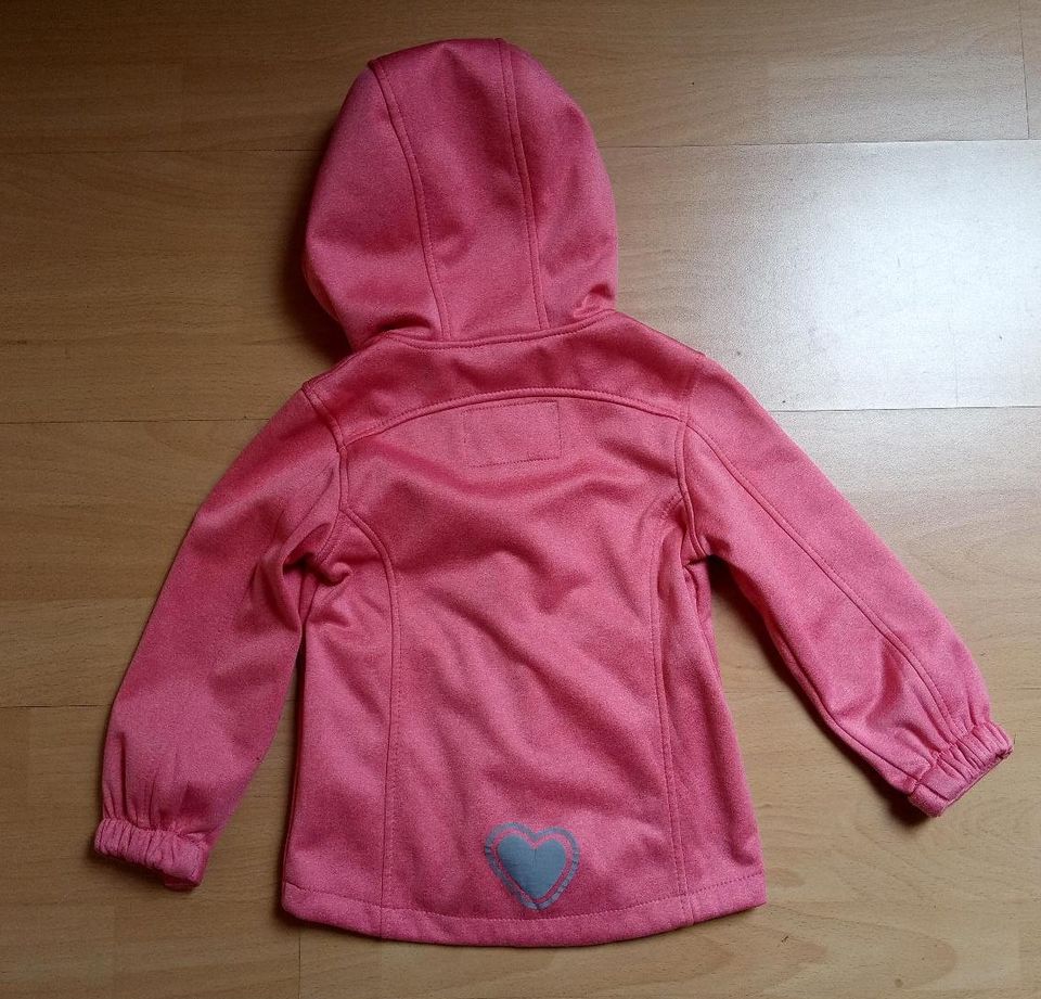 Softshell - Jacke, Gr. 104, rosa in Leuna