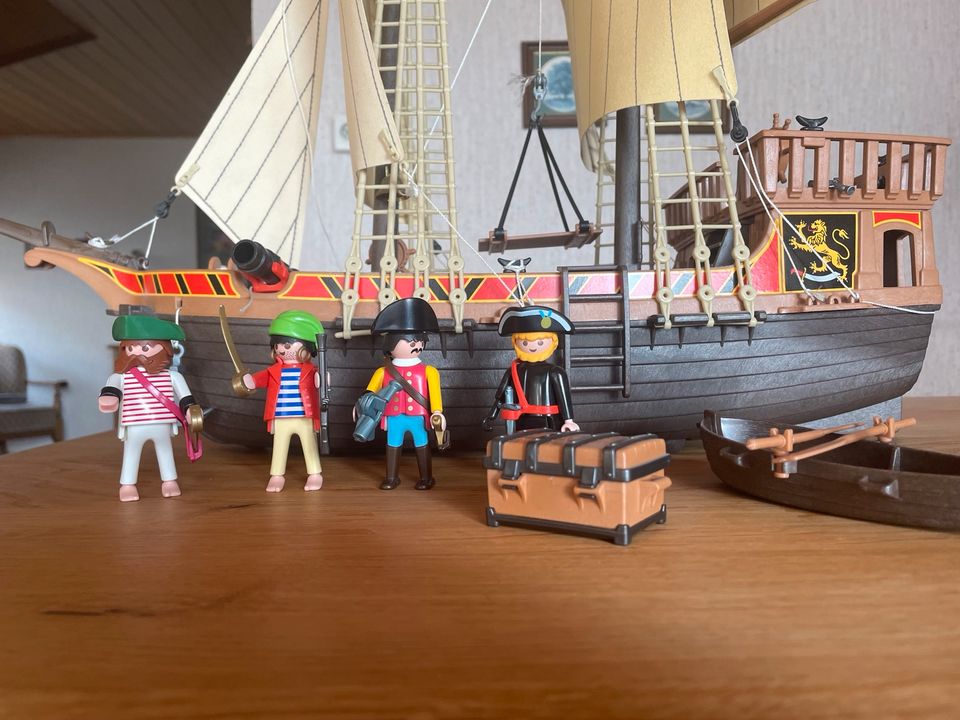 Playmobil Piratenschiff inkl Piraten in Neuwied