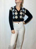 Shein Cropped Strickjacke Pullunder Strickjäckchen Bolero Schwarz Nordrhein-Westfalen - Sankt Augustin Vorschau