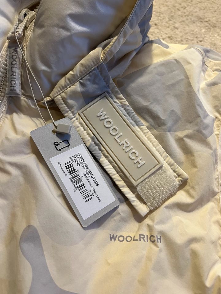 Woolrich Parka Gr. L *NEU* in Knittlingen