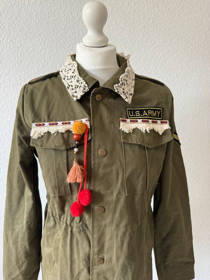 Boho Festival Jacke / Parka Army Khaki Colloseum talliert in Hannover