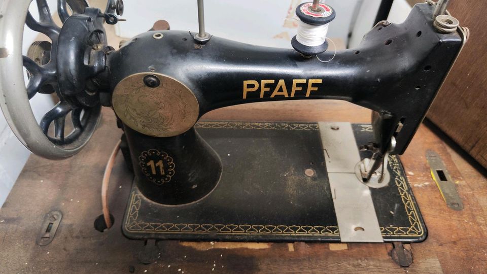 Pfaff Nähmaschine antik in Hagen