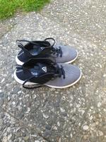 Reebok Laufschuhe Sneaker Turnschuhe Gr. 39 fast neu Berlin - Tempelhof Vorschau