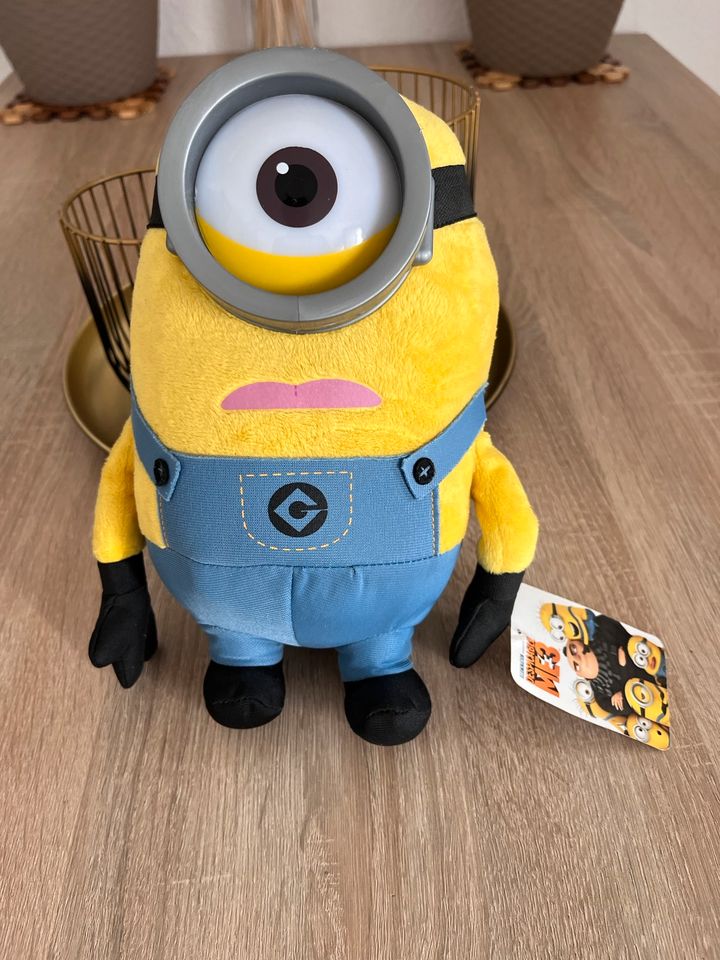 Minion Plüsch ca 23 cm Stuart in Bremen - Woltmershausen | Kuscheltiere  günstig kaufen, gebraucht oder neu | eBay Kleinanzeigen ist jetzt  Kleinanzeigen