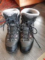 Gut erhaltene Wanderschuhe Gr. 39-40 Niedersachsen - Göttingen Vorschau