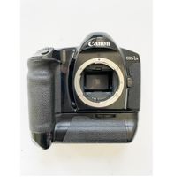 Canon EOS 1N mit Booster und Batteriefach Stuttgart - Stuttgart-Ost Vorschau