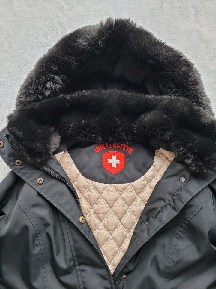 Winterjacke/Parka Mantel Wellensteyn Stavanger schwarz, S wie NEU in Hamburg