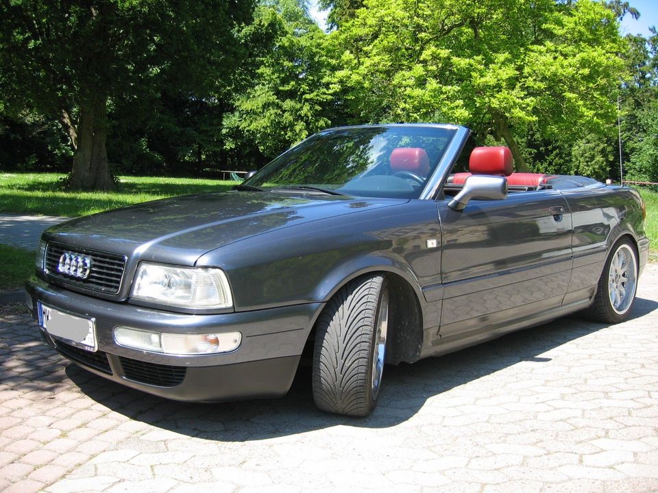 Audi Cabriolet 2,6 E, Typ 89, B5 in Hemer