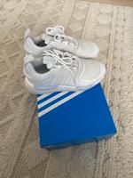 Adidas Damen Sport Sneaker Schuhe Fitness Freizeit gr 38 (2/3) Berlin - Marzahn Vorschau
