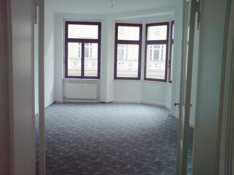 +++ Bürofläche in Einkaufsstraße-1A-Lage +++ in Halle