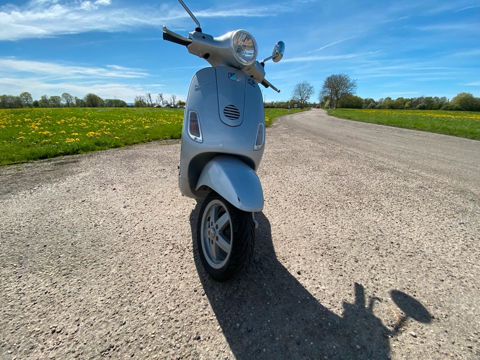 Vespa Lx50 4T (2006 Bj) 7200Km !! in Kehl