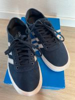 Adidas Herren Sneakers blau Canvas Gr 40 Hessen - Großkrotzenburg Vorschau