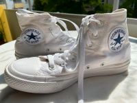 WEISSE SNEAKER CHUCKS CONVERSE CHUCK TAYLOR TURNSCHUHE GR. 37 München - Untergiesing-Harlaching Vorschau