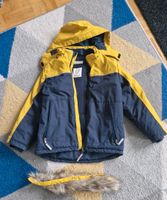 Winterjacke Größe 122 H&M Baden-Württemberg - Friedrichshafen Vorschau