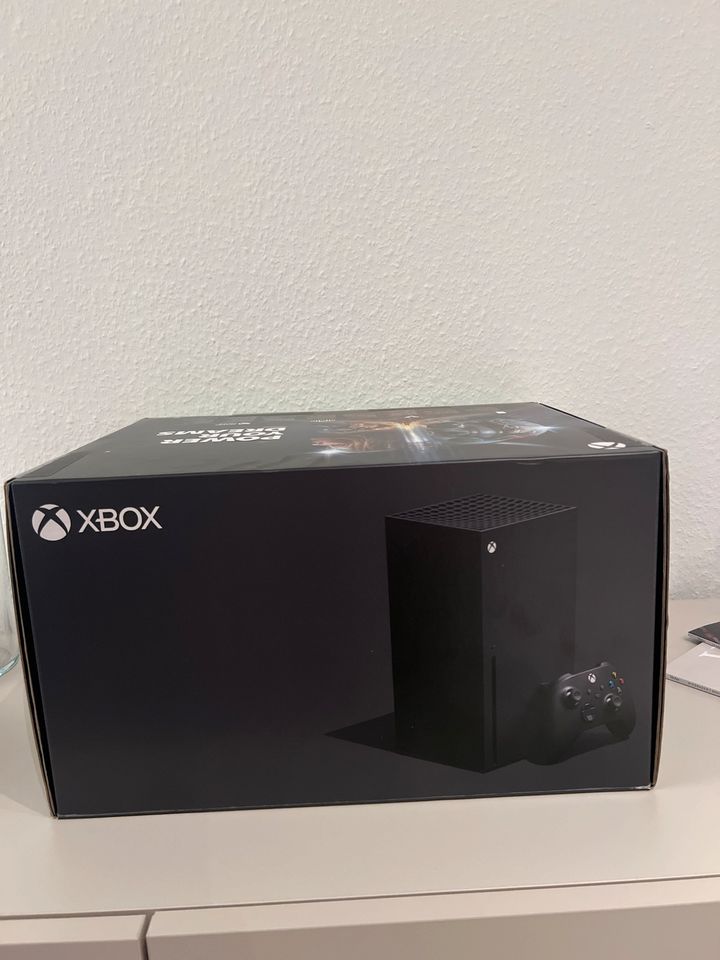 Xbox Series X - 1 TB Ungeöffnet in Wiesbaden