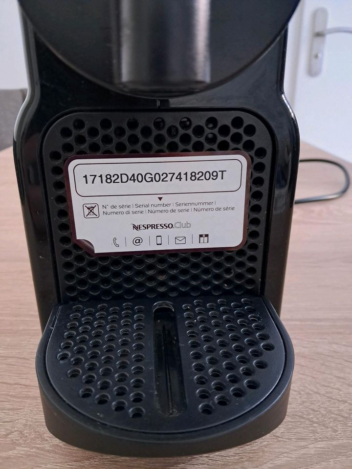 Delonghi  , Nespresso Maschine in Kahla