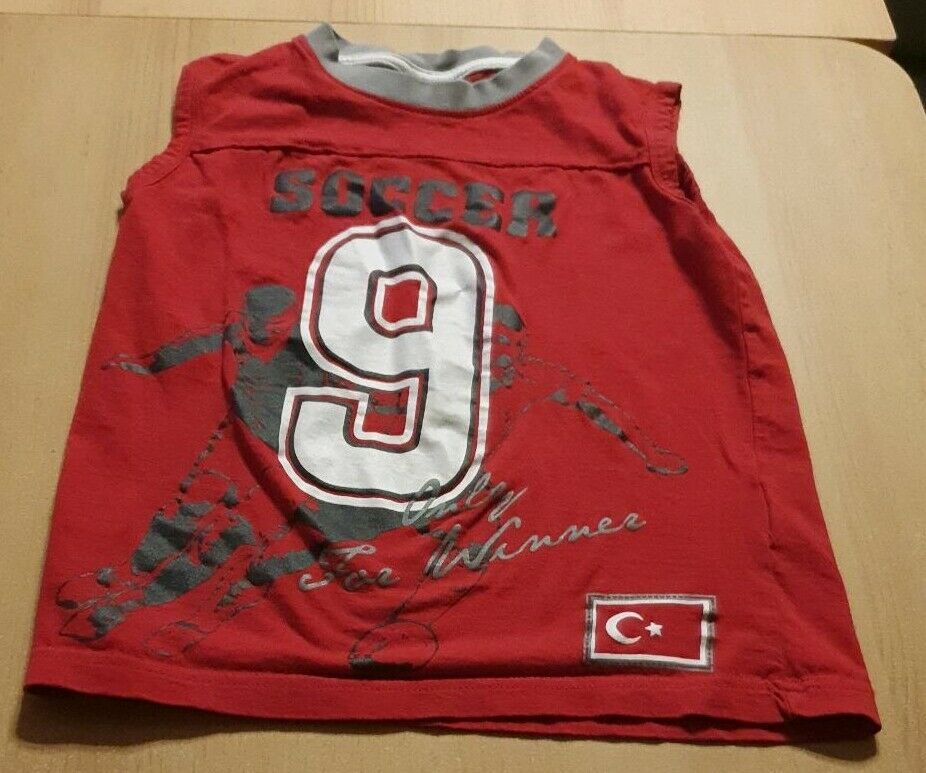 Achselshirt 140 okay 9 Tanktop Top Shirt T-Shirt rot Soccer in Rostock