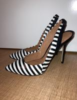 Buffalo London Pumps heels neu spitz streifen Etikett 85€ 37 Berlin - Charlottenburg Vorschau