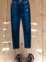 Gang Damenjeans Gr 25 Nordrhein-Westfalen - Lippstadt Vorschau
