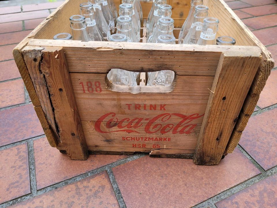 Coca Cola Holzkiste mit 21 Flaschen aus den 60ern in Rodenbach