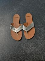 Zehentrenner Mädchen Gr 35 neu Sandalen Sommerschuhe Bayern - Gräfendorf Vorschau