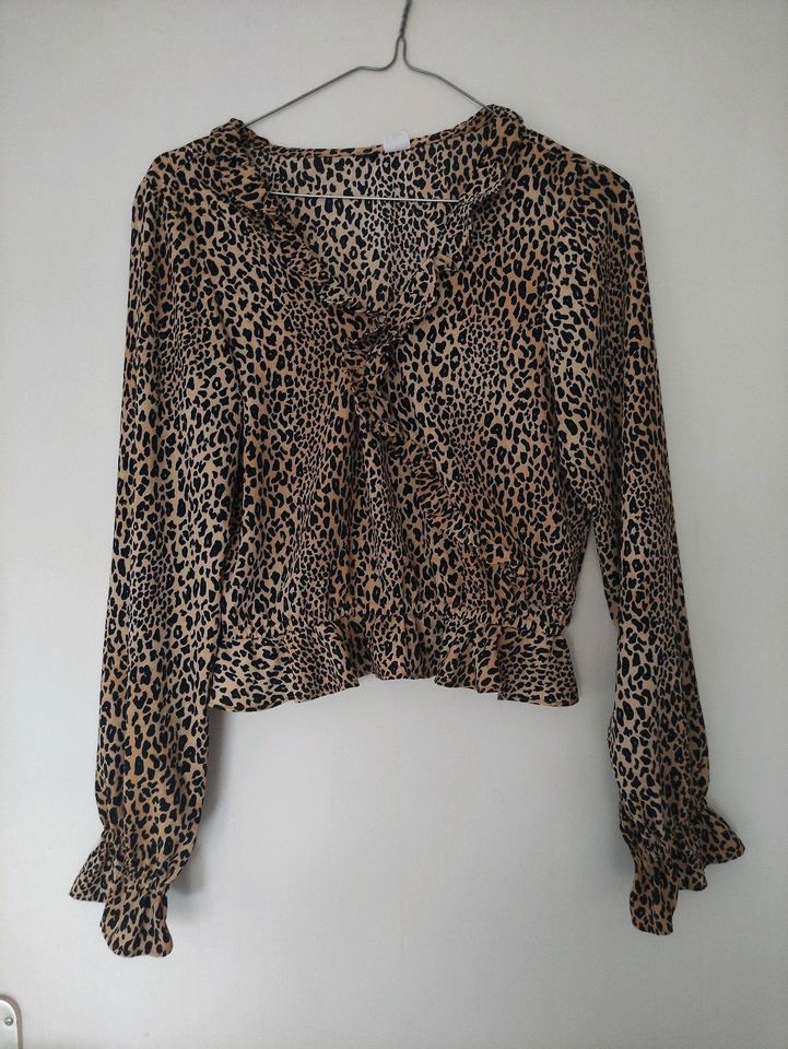 H&M Bluse Leopard Muster bunt schwarz, braun Größe 34/36 in Bischberg