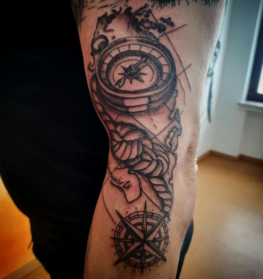 Tattoo, Tattoostudio, Tätowierer in Willebadessen