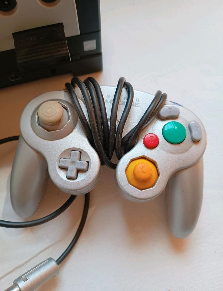 Gamecube Konsole Controller Super Smash Bros melee in Wadgassen