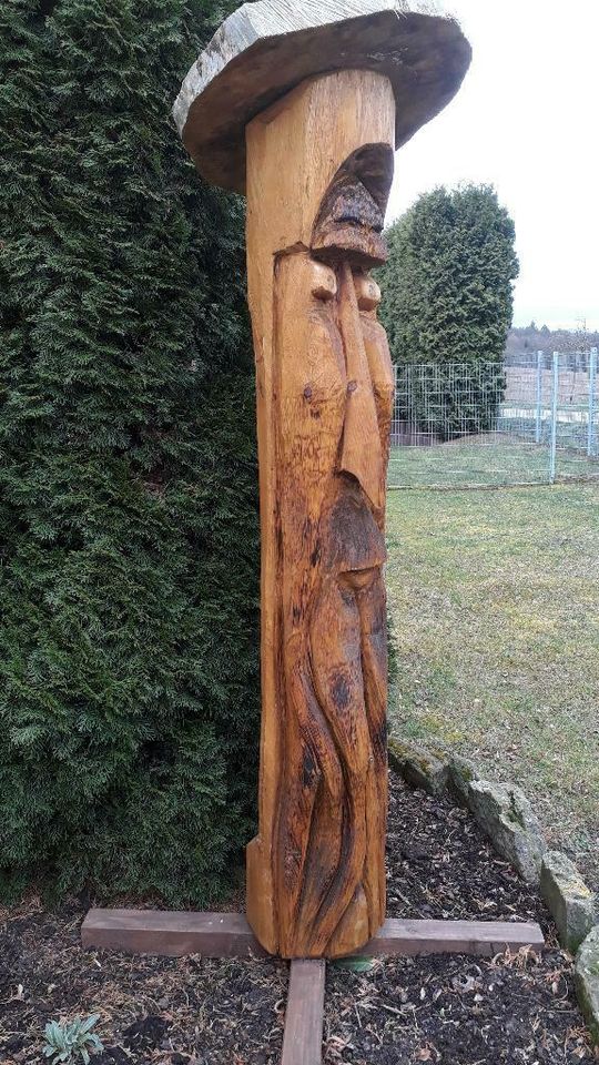 Kettensägenschnitzen Holzskulpturen Carving Holzkunst "Waldgeist" in Kraichtal