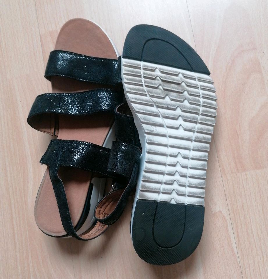 Caprice Sandalen Leder geglizert 39 schwarz in Wadgassen