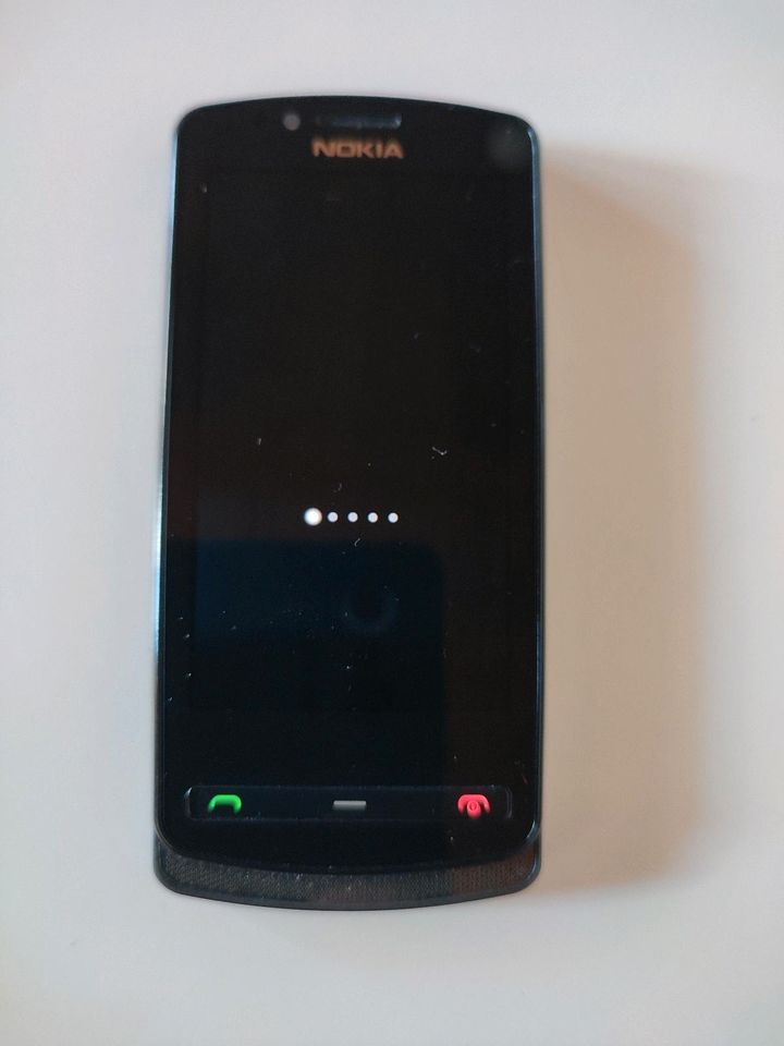 Nokia 700 Handy in Pforzheim