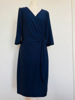 Bequemes Kleid Avon blau 40/42 Sachsen-Anhalt - Muldestausee Vorschau