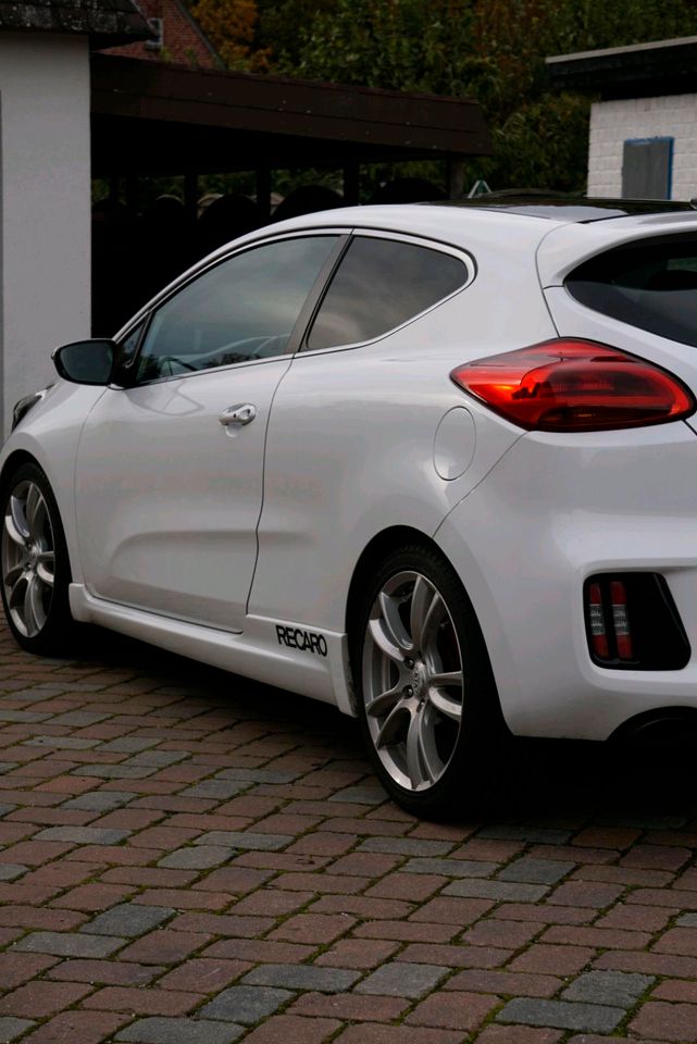 Kia Pro Ceed GT Vollausstattung in Tostedt