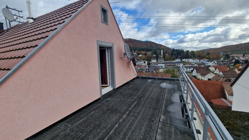 KERNSANIERTE Doppelhaushälfte mit Aussicht auf Burladingen in Burladingen