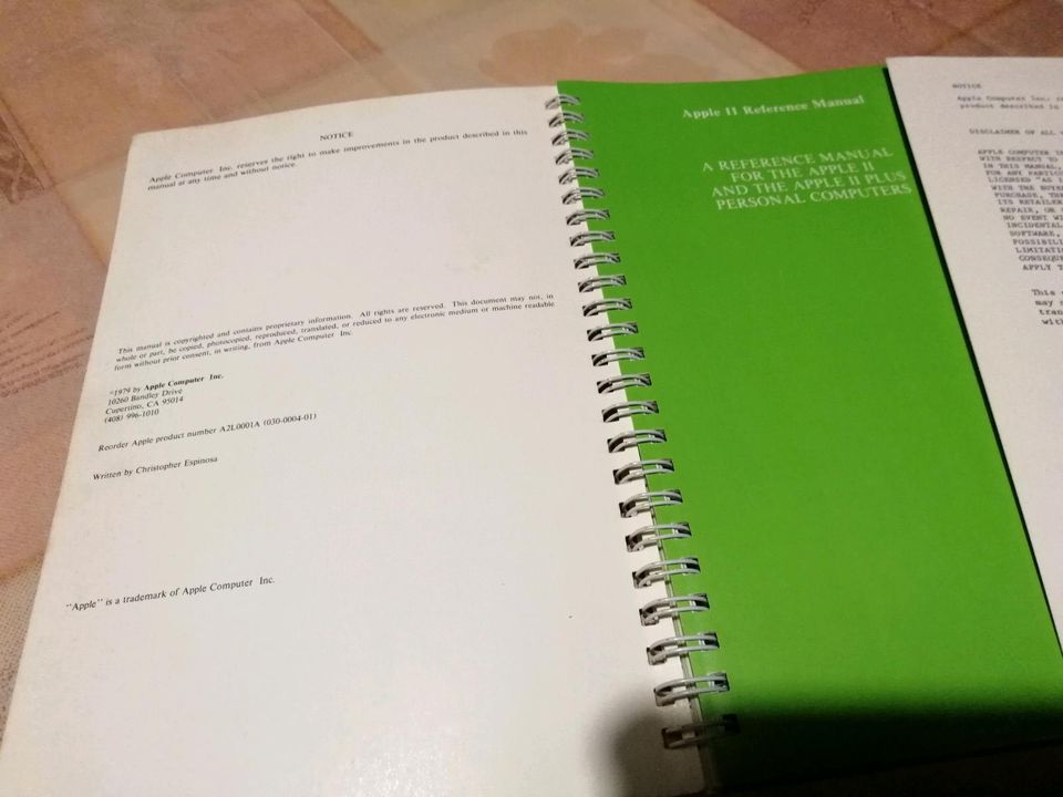 Apple 2,Reference Manual, The DOS Manual in Luckau