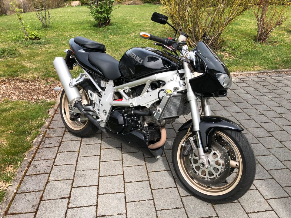 Suzuki TL 1000 s Street Fighter Naked Bike in Meßstetten