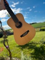 Martin LX1 Westerngitarre, Gitarre mit Bag Kr. Altötting - Tyrlaching Vorschau