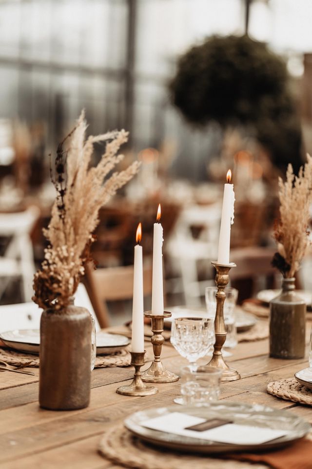 Boho Hochzeit Tische Möbel Stühle Stehtisch mieten leihen in Sommerhausen Main