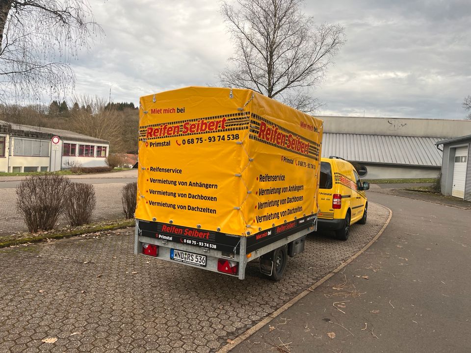 Saris Hochlader Plane Spriegel Anhänger mieten Umzug Möbel in Nonnweiler