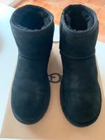UGG Classic Mini II Größe 40/UK 7 schwarz Niedersachsen - Tostedt Vorschau