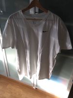 NIKE athletic cut  - V-Neck T-Shirt Gr. XXL  white Hessen - Erlensee Vorschau