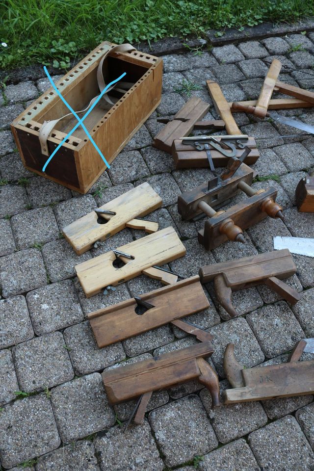 Antikes Werkzeug Holz Zimmermann Schreiner Sammlerstücke alt in Endingen